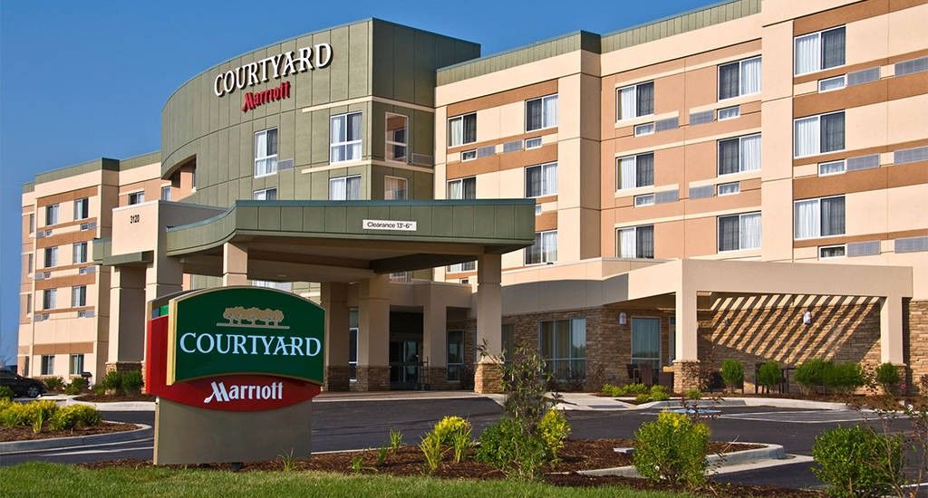 Courtyard By Marriott Holland Downtown Hotel Bagian luar foto